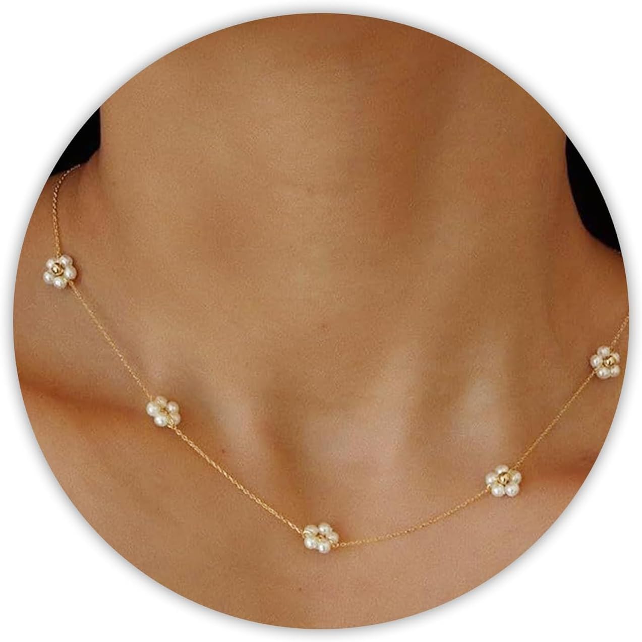 SmileBelle Daisy Pearl Necklace, Dainty Pearl Choker Necklace for Women as Flower Necklace Gift, 14K Gold Plated Stainless Steel Gold Necklaces as Birthday Gifts for Her Daisy Costume Gift