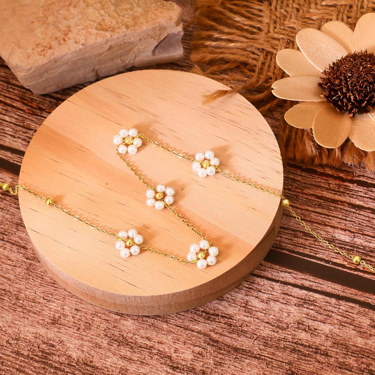 SmileBelle Daisy Pearl Necklace, Dainty Pearl Choker Necklace for Women as Flower Necklace Gift, 14K Gold Plated Stainless Steel Gold Necklaces as Birthday Gifts for Her Daisy Costume Gift - Image 7